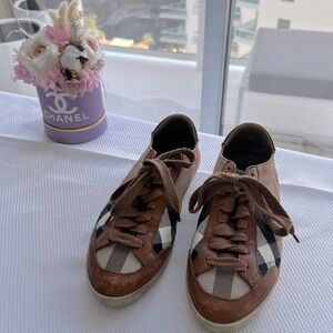 Burberry sneakers